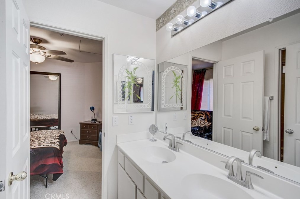 14735 Saddlepeak Dr, Fontana CA  92336-0197 exterior