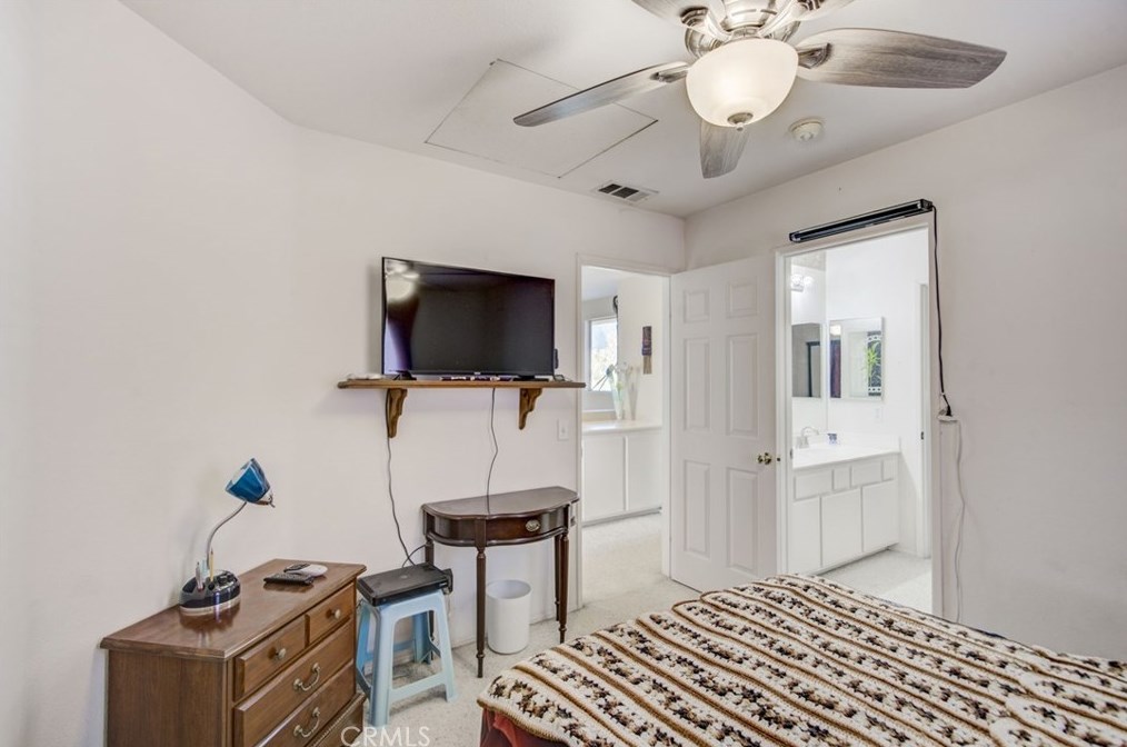 14735 Saddlepeak Dr, Fontana CA  92336-0197 exterior