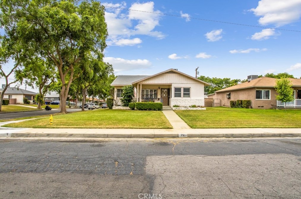 791 E 20th St, San Bernardino, CA 92404