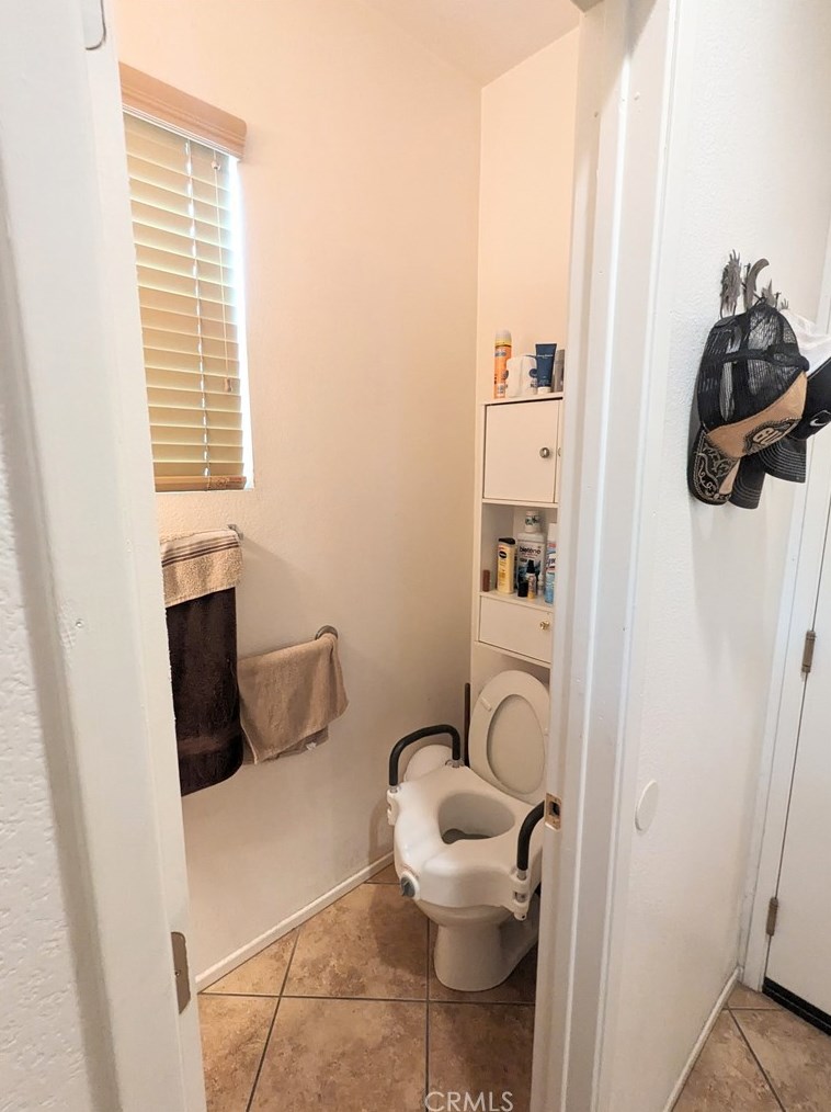 13466 Glorybower St, Moreno Valley CA  92553-6982 exterior