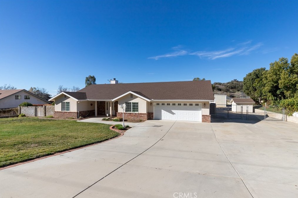 9785 Kehl Canyon Rd, Beaumont, CA 92223