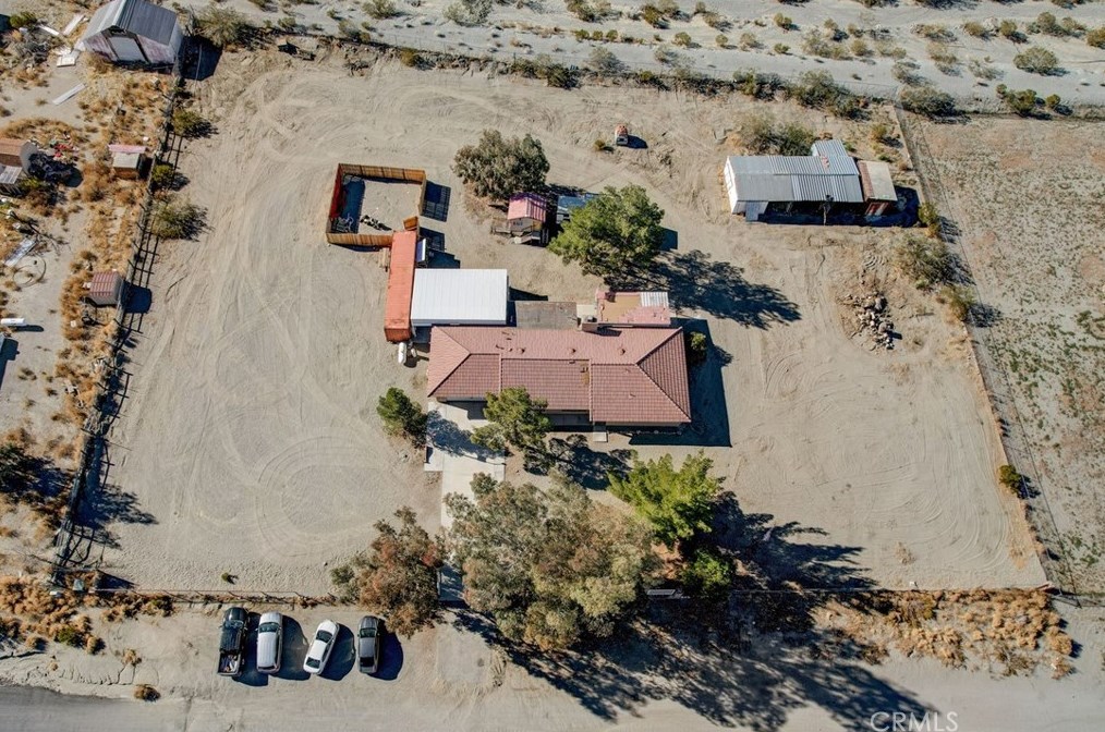 13928 Valle Vista Rd, Phelan CA  92371 exterior