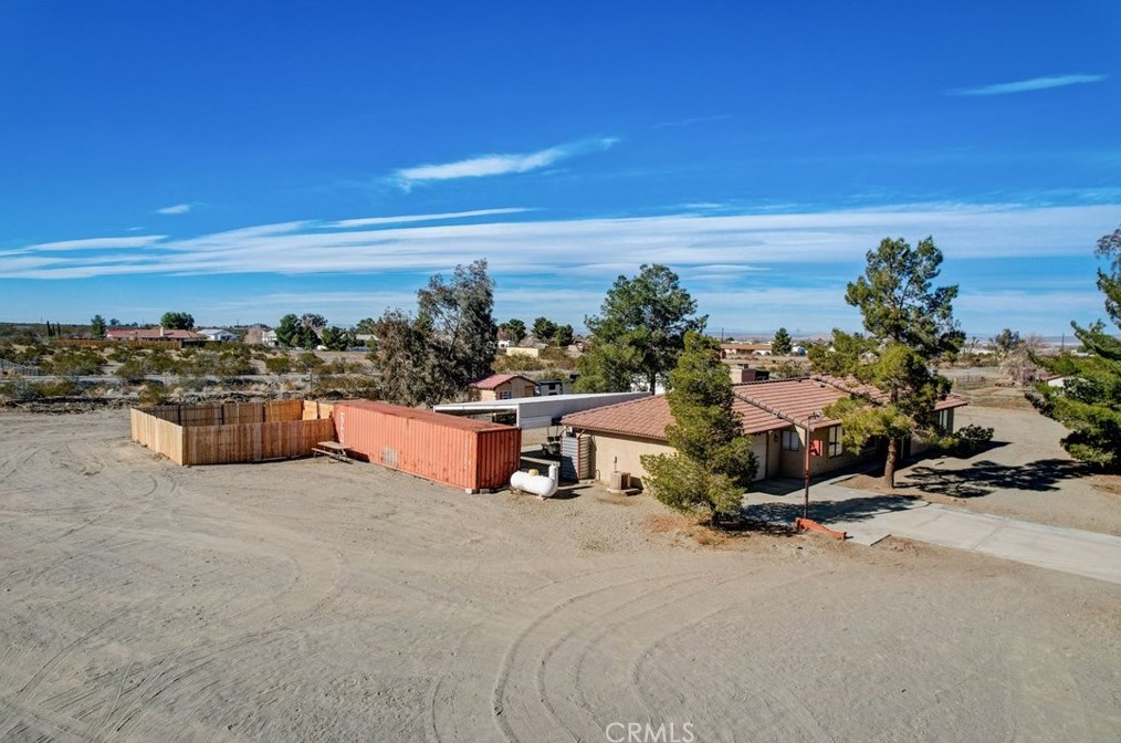 13928 Valle Vista Rd, Phelan CA  92371 exterior