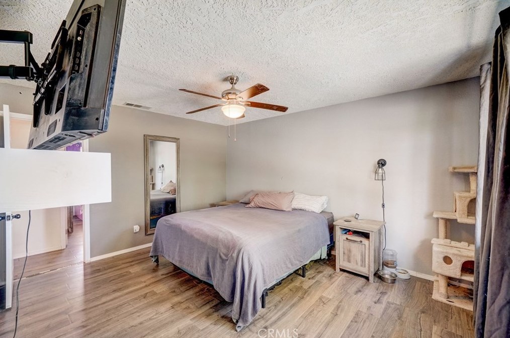 13928 Valle Vista Rd, Phelan CA  92371 exterior