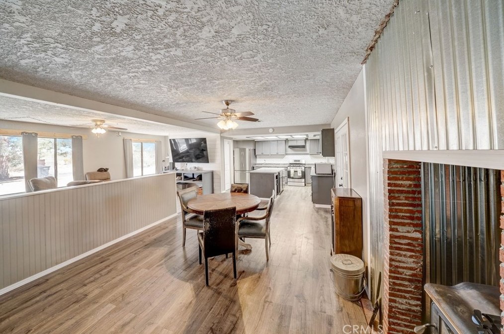 13928 Valle Vista Rd, Phelan CA  92371 exterior