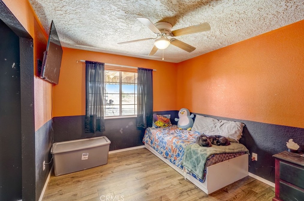 13928 Valle Vista Rd, Phelan CA  92371 exterior