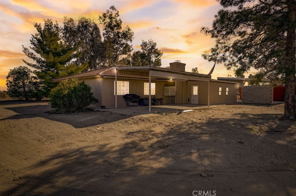 13928 Valle Vista Rd, Phelan, CA
