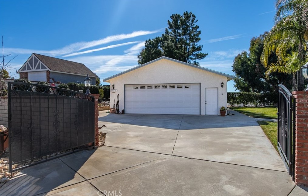 36301 Woodbriar St, Yucaipa, CA 92399-5235