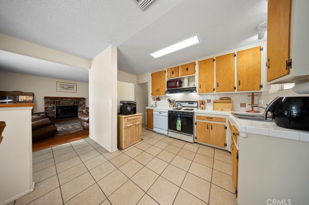 3061 Mill Creek Rd, Mountain Home Village, CA 92359