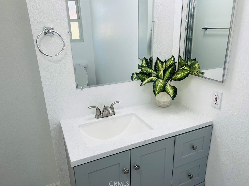 578 Monterey Pl, Hemet CA  92543-7269 exterior