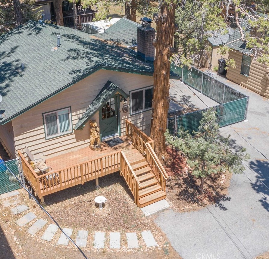 355 Cinderella Dr, Big Bear City CA  92314-9798 exterior