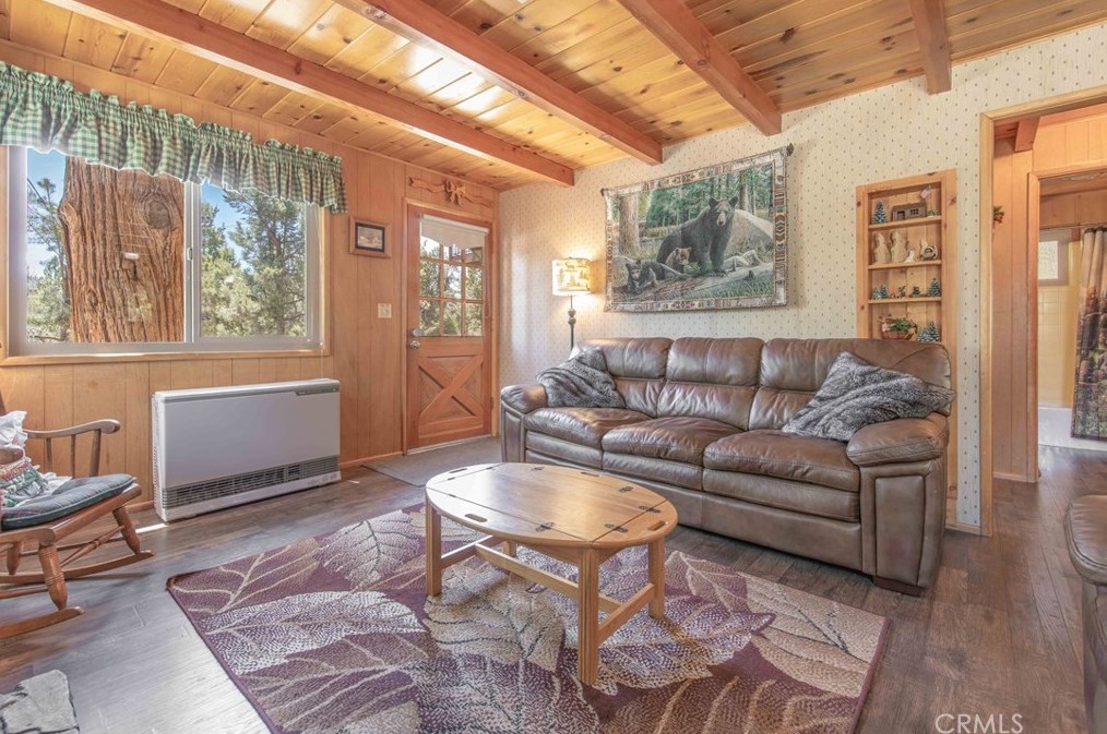355 Cinderella Dr, Big Bear City CA  92314-9798 exterior
