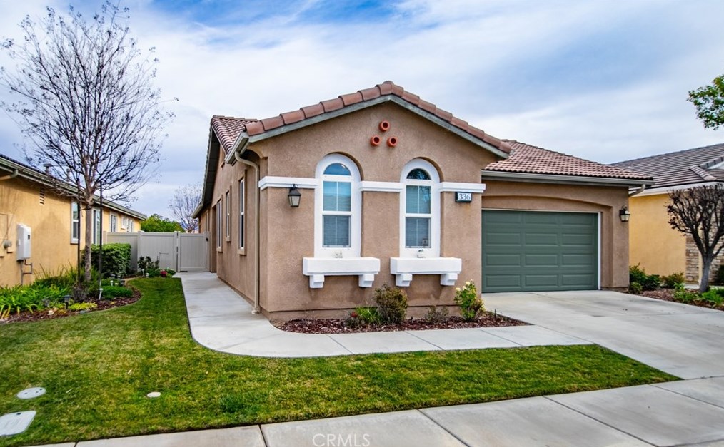 336 Shining Rock, Beaumont, CA 92223