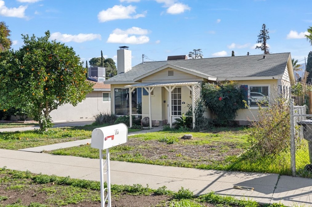 76 W King St, Banning, CA 92220