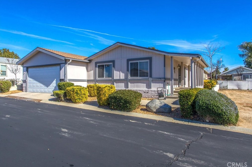 3800 W Wilson St #329, Banning, CA 92220