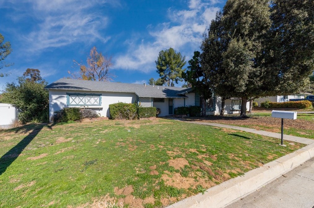 539 Via Vista Dr, Redlands, CA 92373