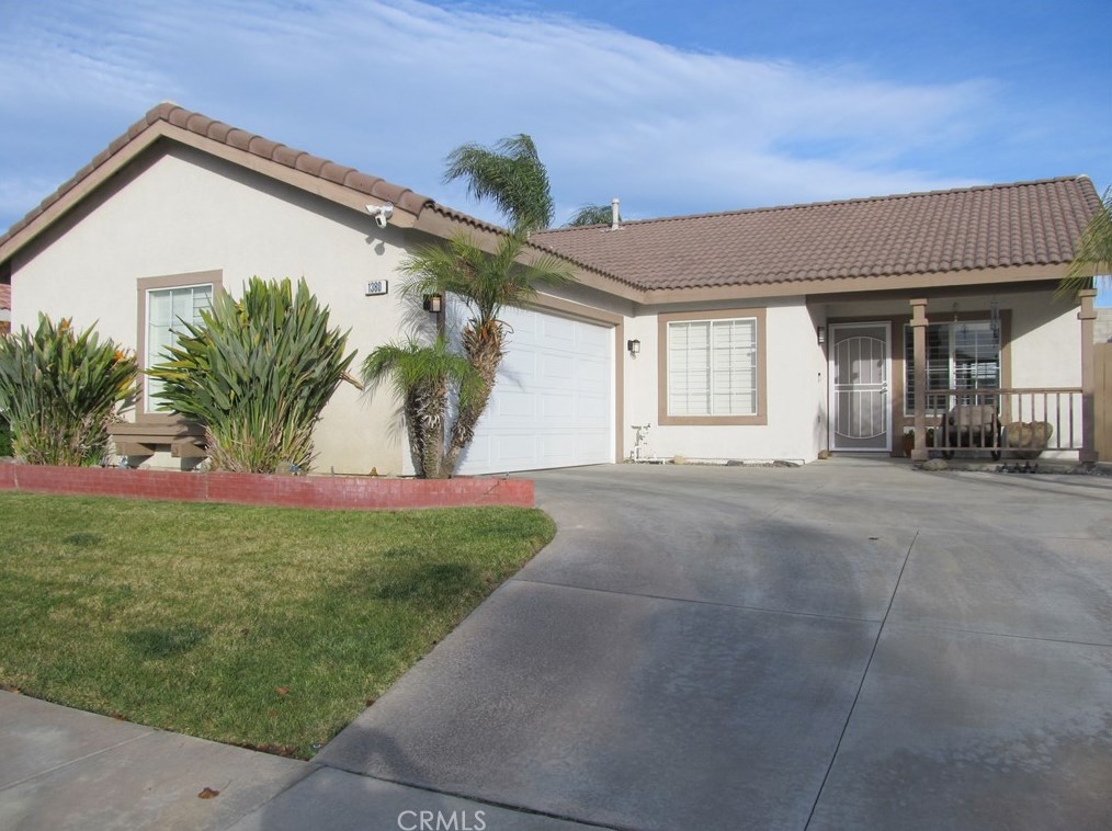 1380 Plumwood Ln, Mountain Home Village, CA 92359