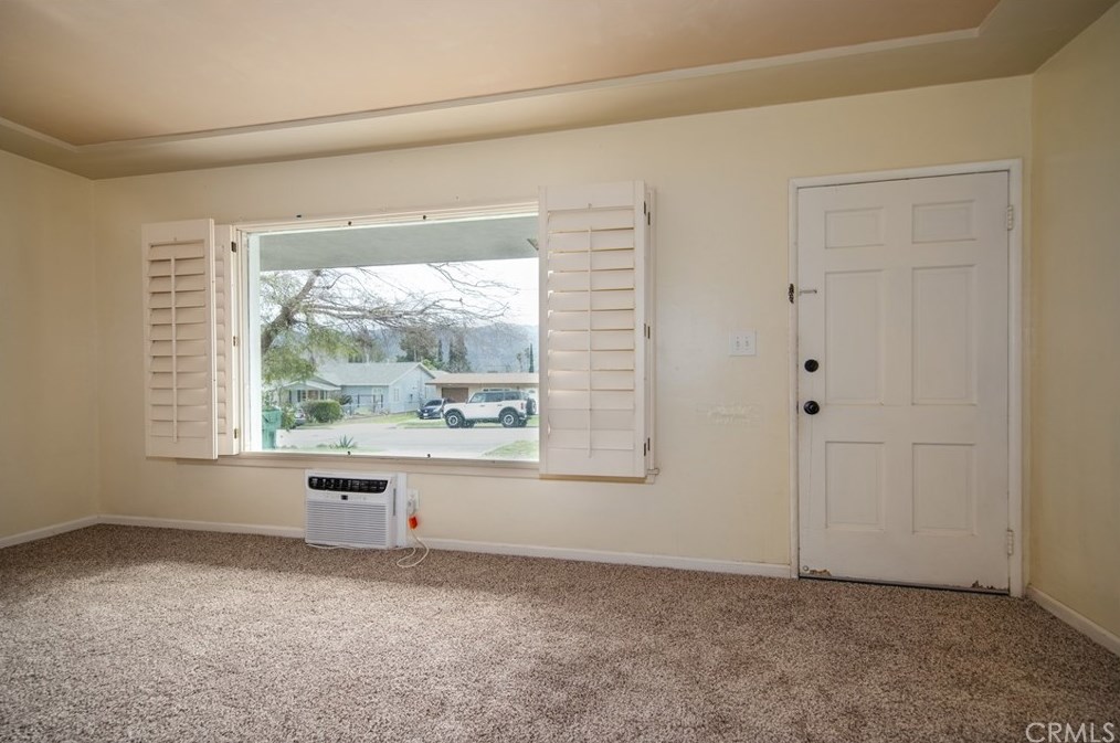 1143 W Nicolet St, Banning, CA 92220