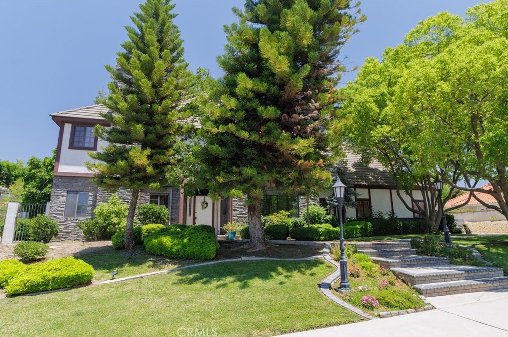 1477 Hampton Rd, Redlands, CA 92374