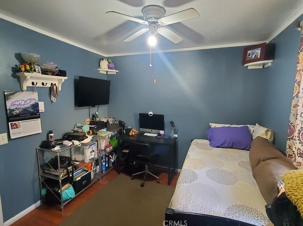 2404 College Ave, San Bernardino CA  92407-2464 exterior