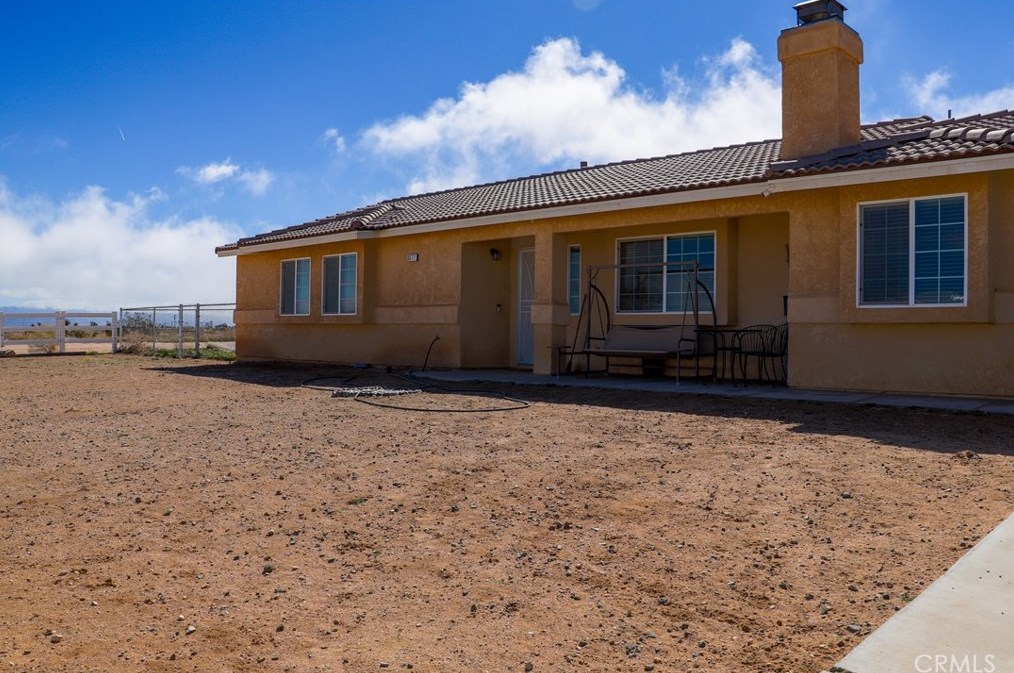 8877 Gorgonio Rd, Victorville, CA 92392