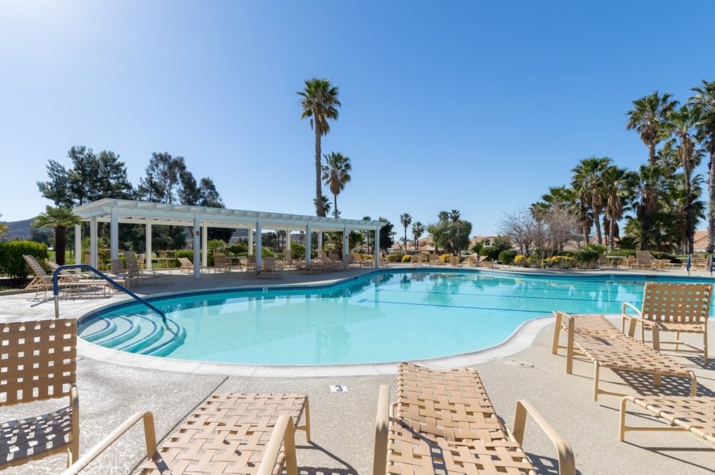 5060 Olympic Ave, Banning CA  92220-5172 exterior