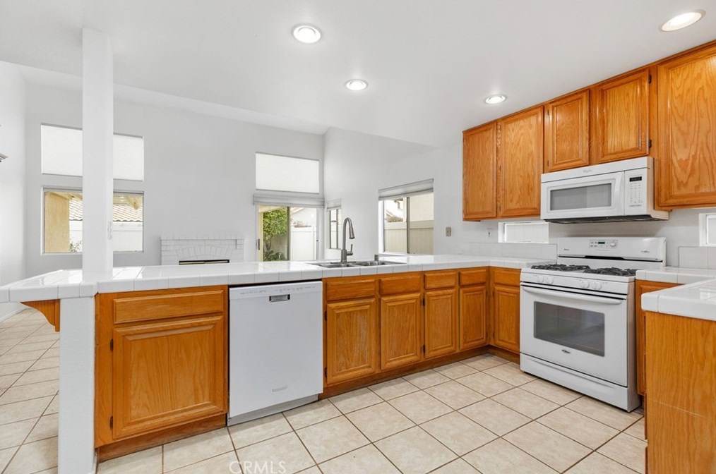 1437 Las Colinas Ave, Banning, CA 92220
