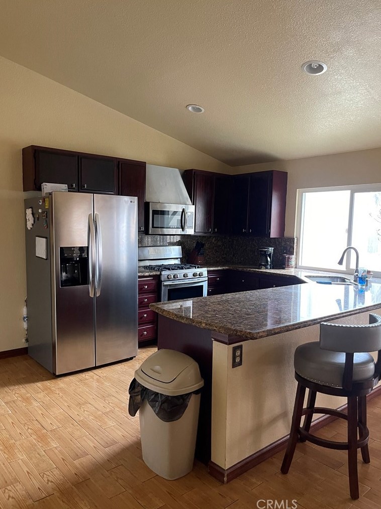 13248 Cloverly Ave, Victorville, CA 92392