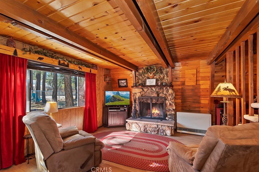 125 Mojave Blvd, Big Bear City CA  92314-9451 exterior