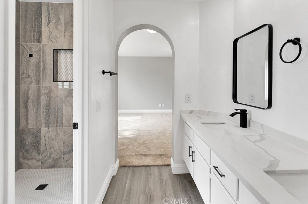 13531 Mica Ave, Victorville CA  92392-8825 exterior