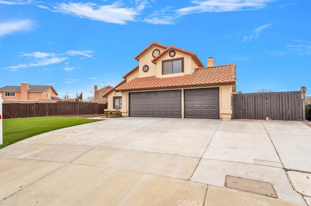 13531 Mica Ave, Victorville, CA 92392