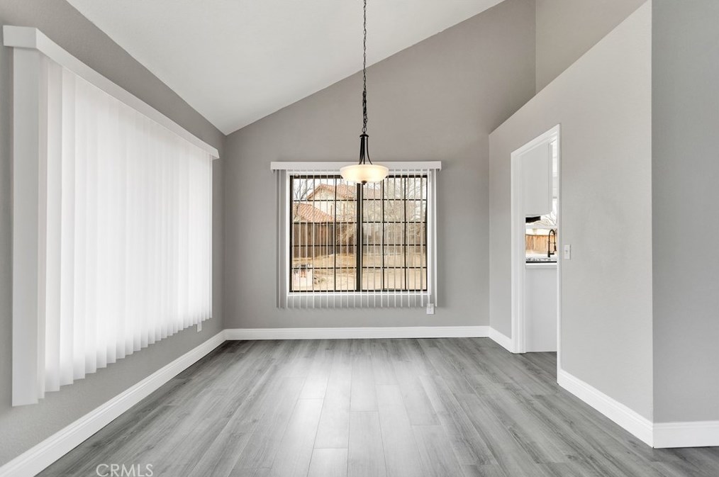 13531 Mica Ave, Victorville CA  92392-8825 exterior