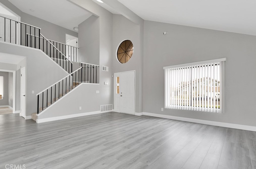 13531 Mica Ave, Victorville CA  92392-8825 exterior