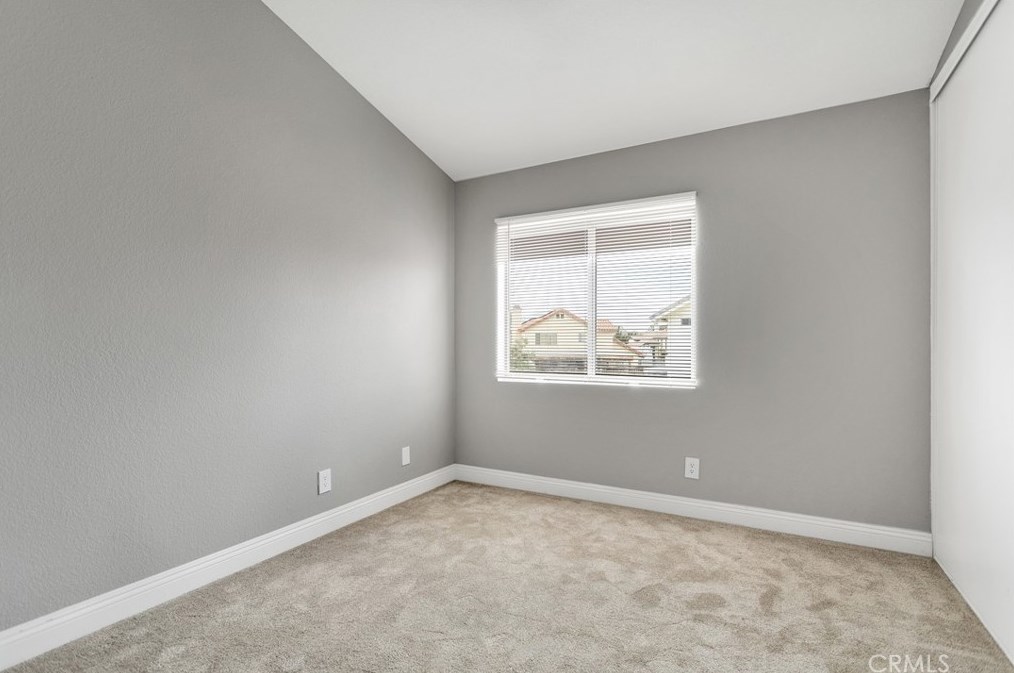 13531 Mica Ave, Victorville CA  92392-8825 exterior