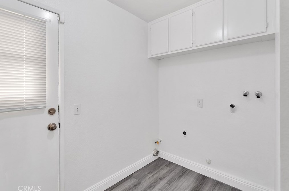 13531 Mica Ave, Victorville CA  92392-8825 exterior