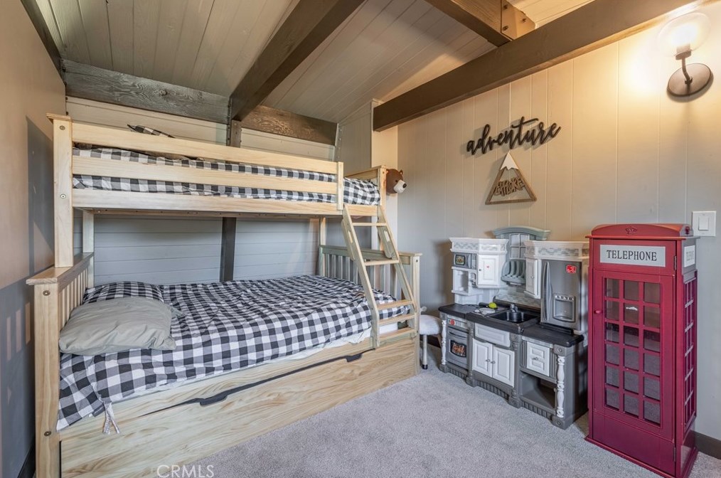 47125 Skyview Dr, Big Bear City CA  92314-9035 exterior