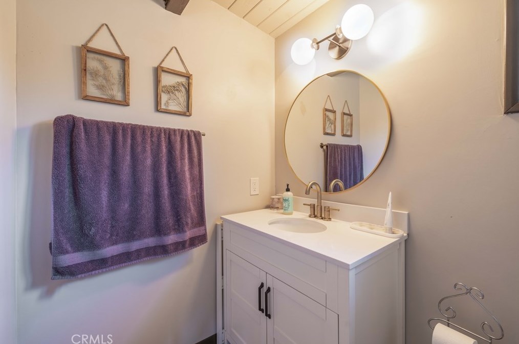 47125 Skyview Dr, Big Bear City CA  92314-9035 exterior