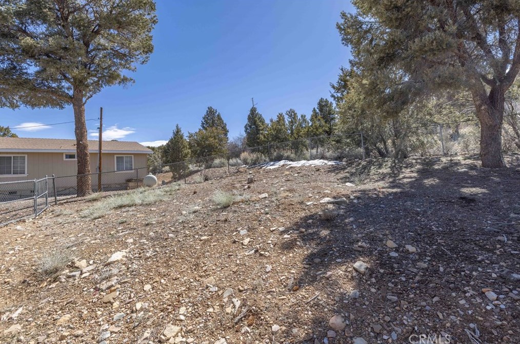 47125 Skyview Dr, Big Bear City CA  92314-9035 exterior