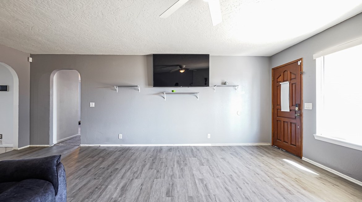 11810 Jamacha Rd, Apple Valley CA  92308-7607 exterior