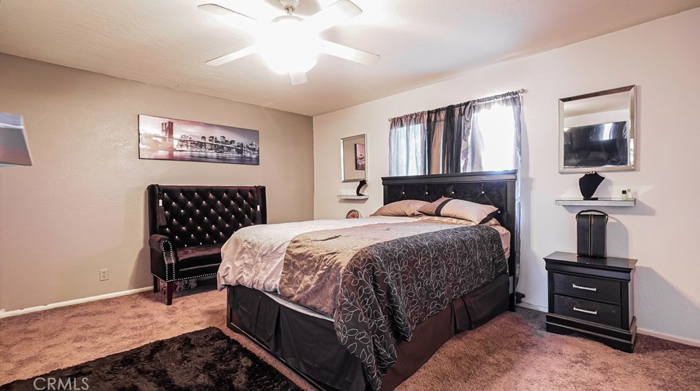 11810 Jamacha Rd, Apple Valley CA  92308-7607 exterior