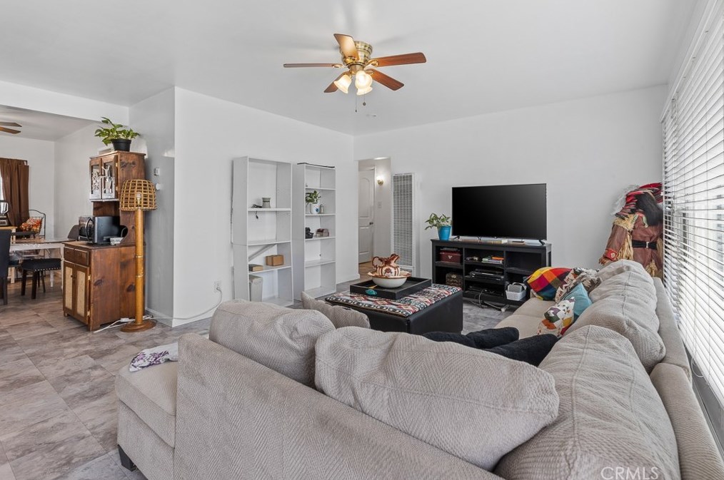 7434 Freda Ave, Riverside CA  92504-4510 exterior