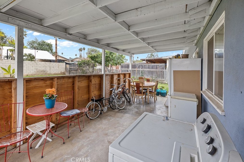 7434 Freda Ave, Riverside CA  92504-4510 exterior