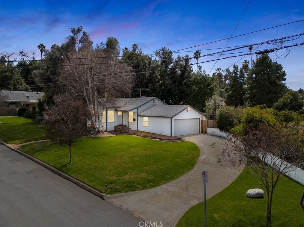 1244 Ramona Dr, Redlands, CA 92373-6759