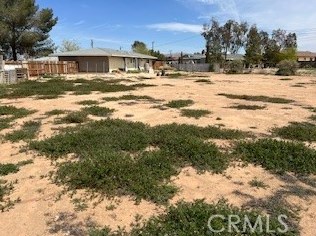 21399 Ottawa Rd, Apple Valley CA  92308-6424 exterior
