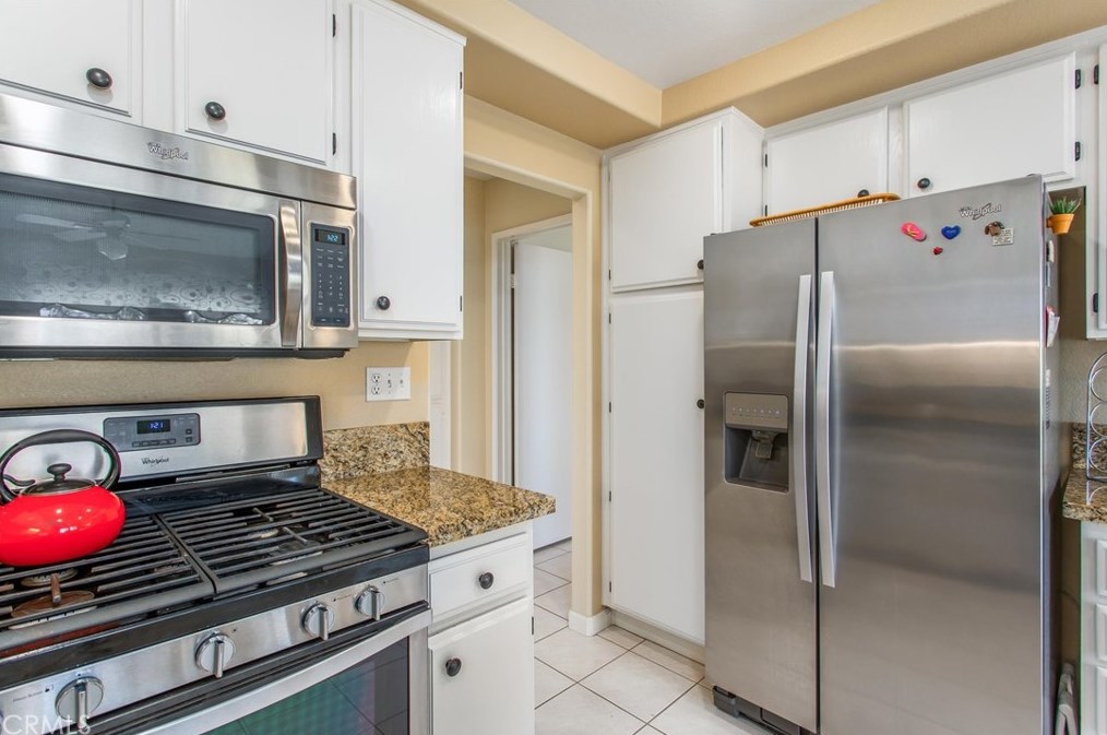 1458 Allin Ln, Banning CA  92220-6449 exterior