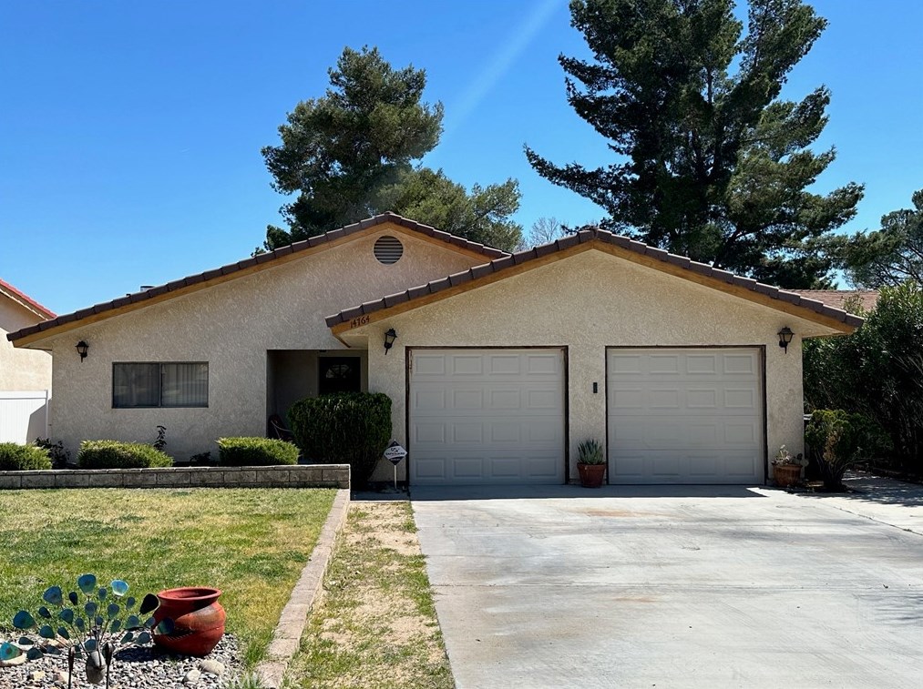 14764 Blue Grass Dr, Helendale, CA 92342-7724