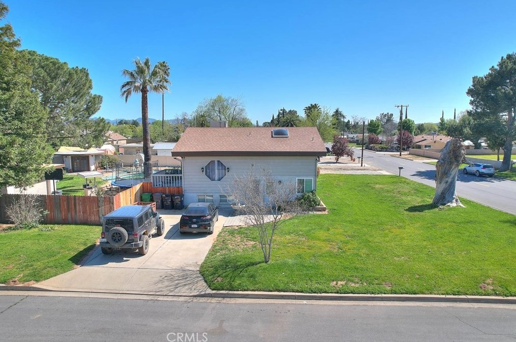 1294 Edgar Ave, Beaumont, CA 92223-1512