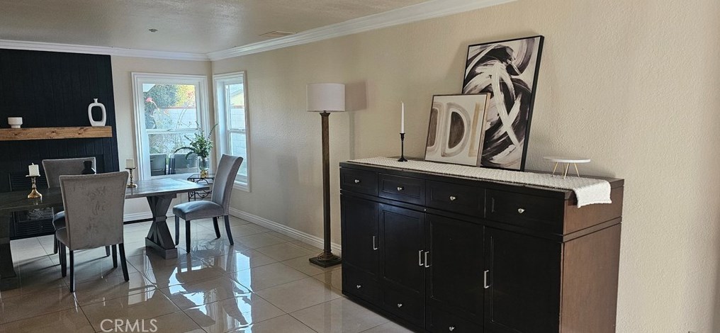 15419 Coleen St, Fontana CA  92337-8992 exterior