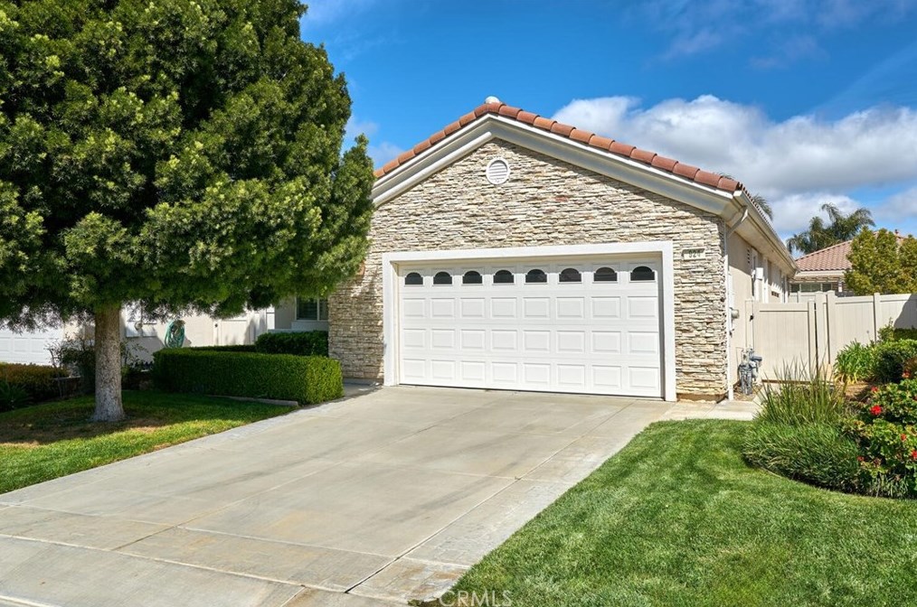 924 Essex Rd, Beaumont, CA 92223