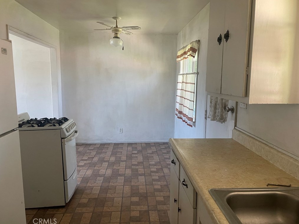 4637 N Hollenbeck Ave, Covina, CA 91722